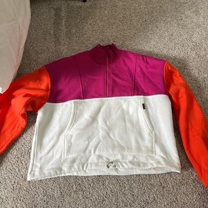 Color blocked cropped quarter zip